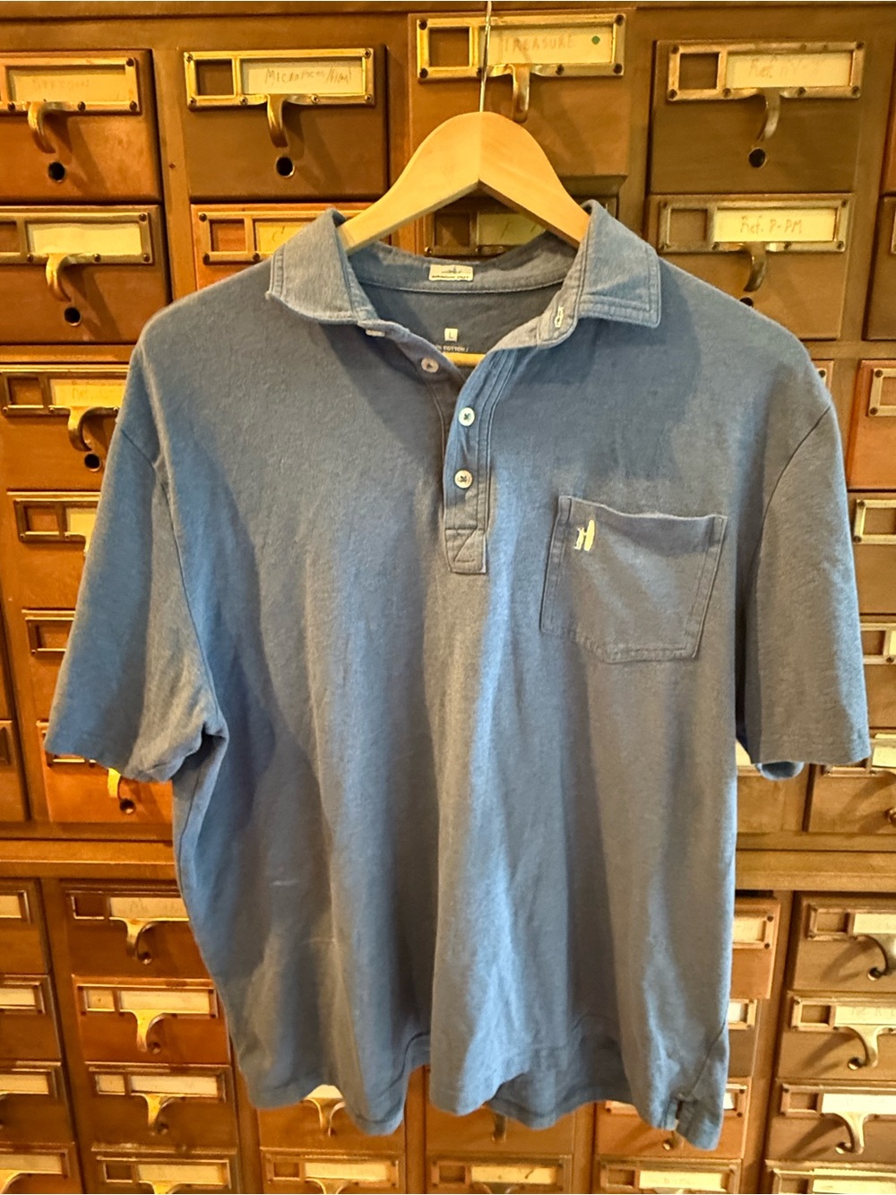Johnnie-O Classic Indigo Short-Sleeve Polo with Chest Pocket in Men’s Large